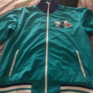 mitchell and ness charlotte hornets jacket